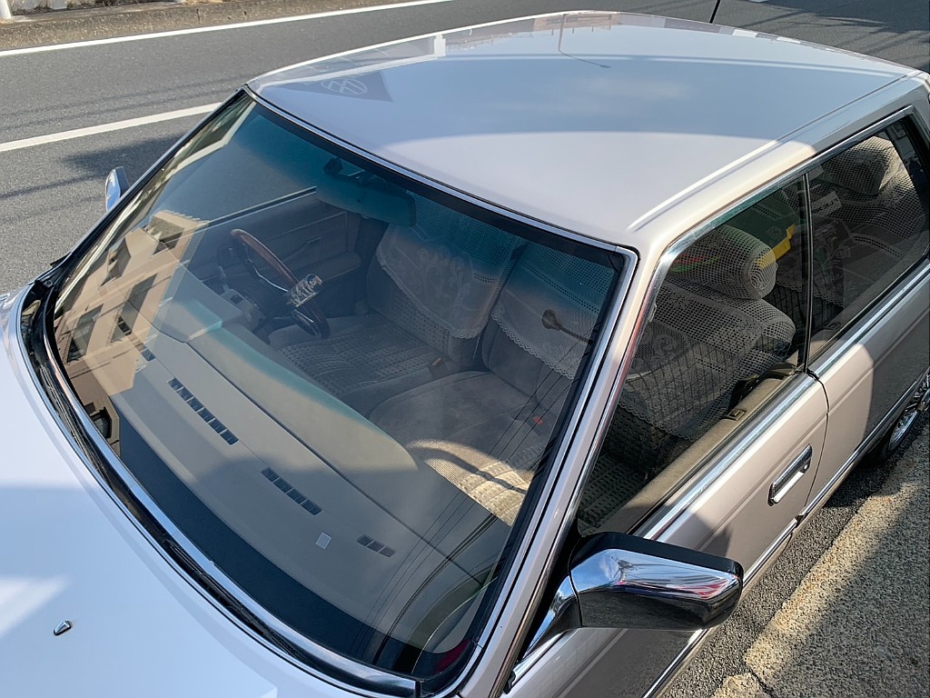 日産 グロリア４ドアHT(21枚目)