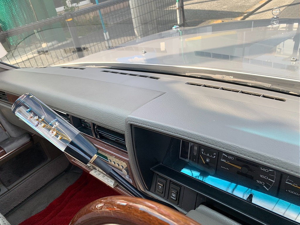 日産 グロリア４ドアHT(39枚目)