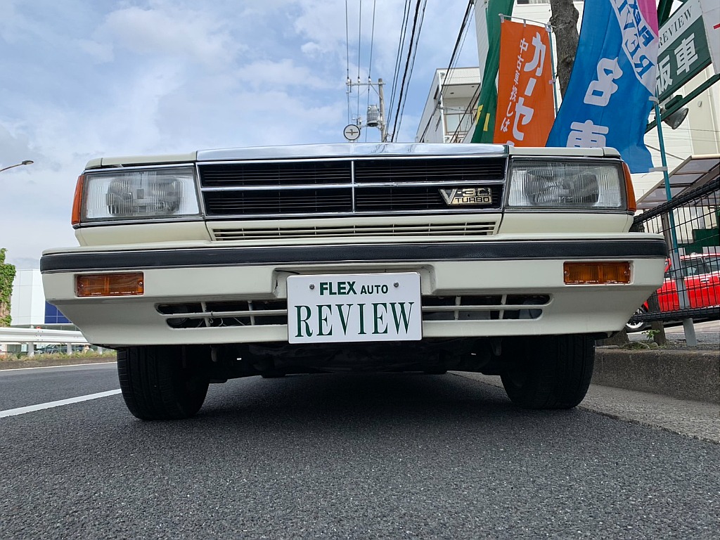 日産 グロリア４ドアHT(3枚目)