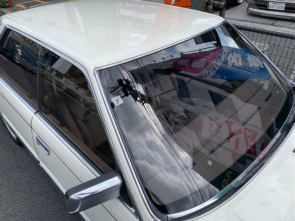 日産 グロリア４ドアHT(21枚目)