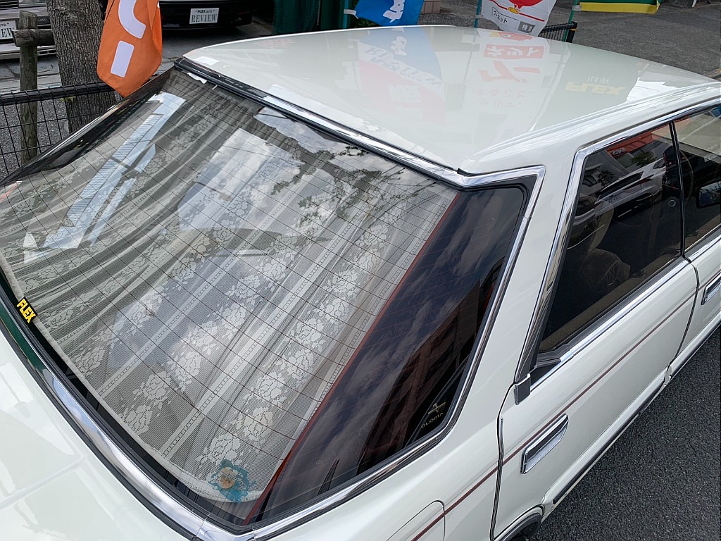 日産 グロリア４ドアHT(22枚目)