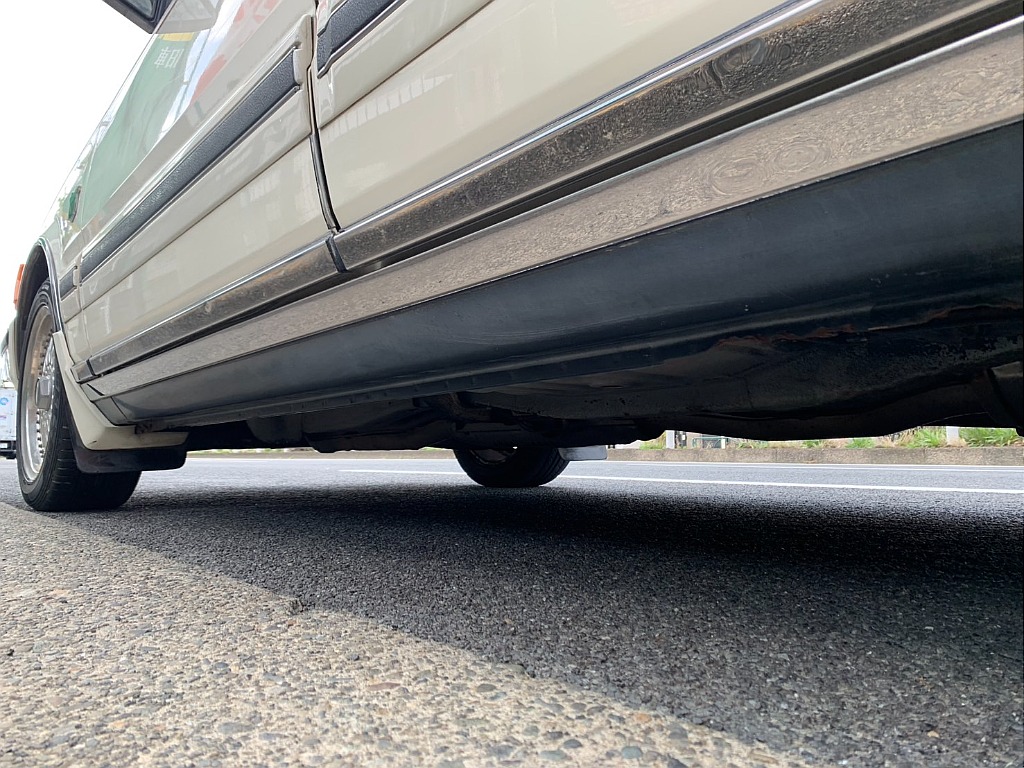 日産 グロリア４ドアHT(26枚目)