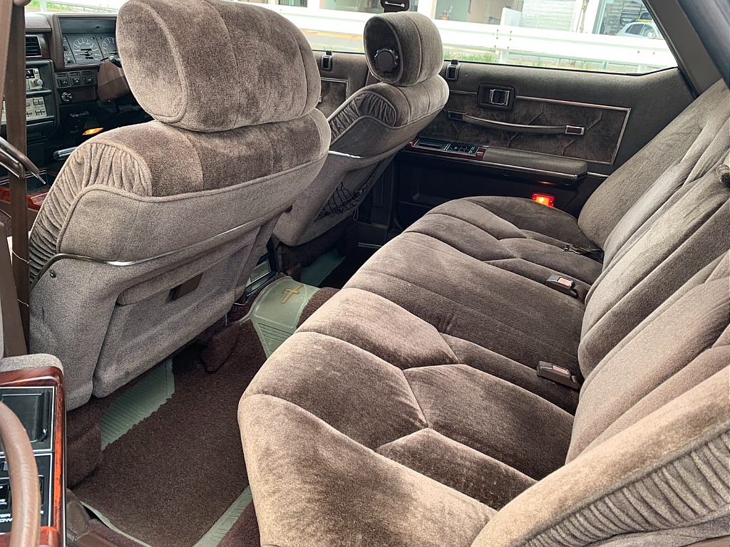 日産 グロリア４ドアHT(42枚目)