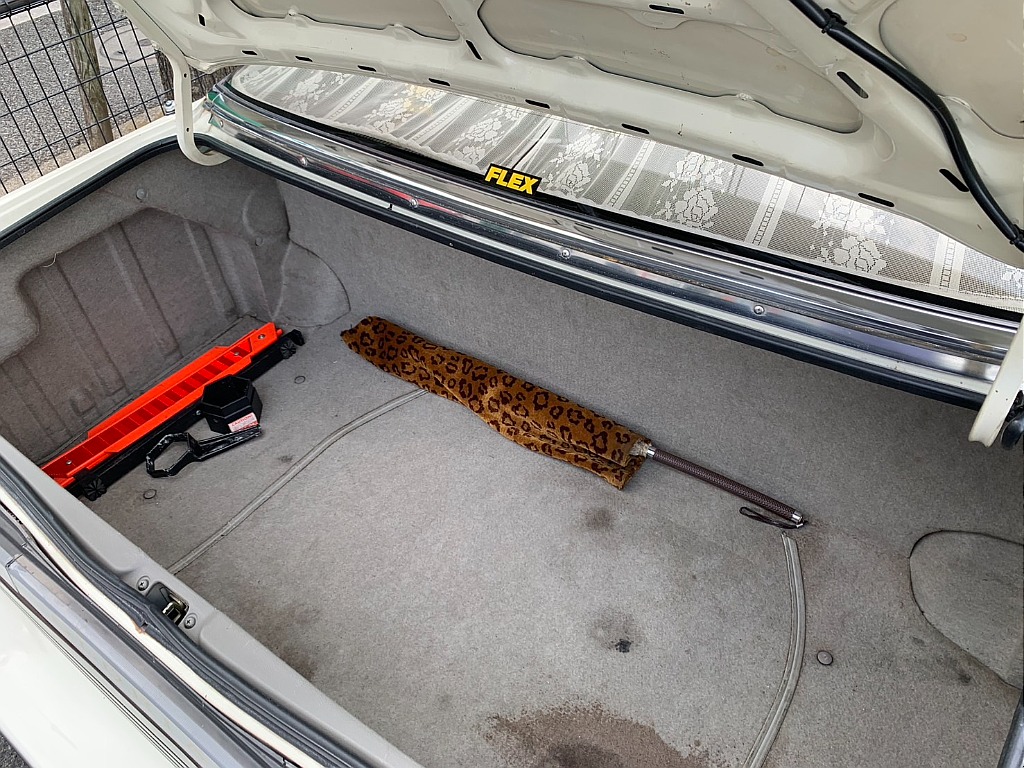 日産 グロリア４ドアHT(51枚目)