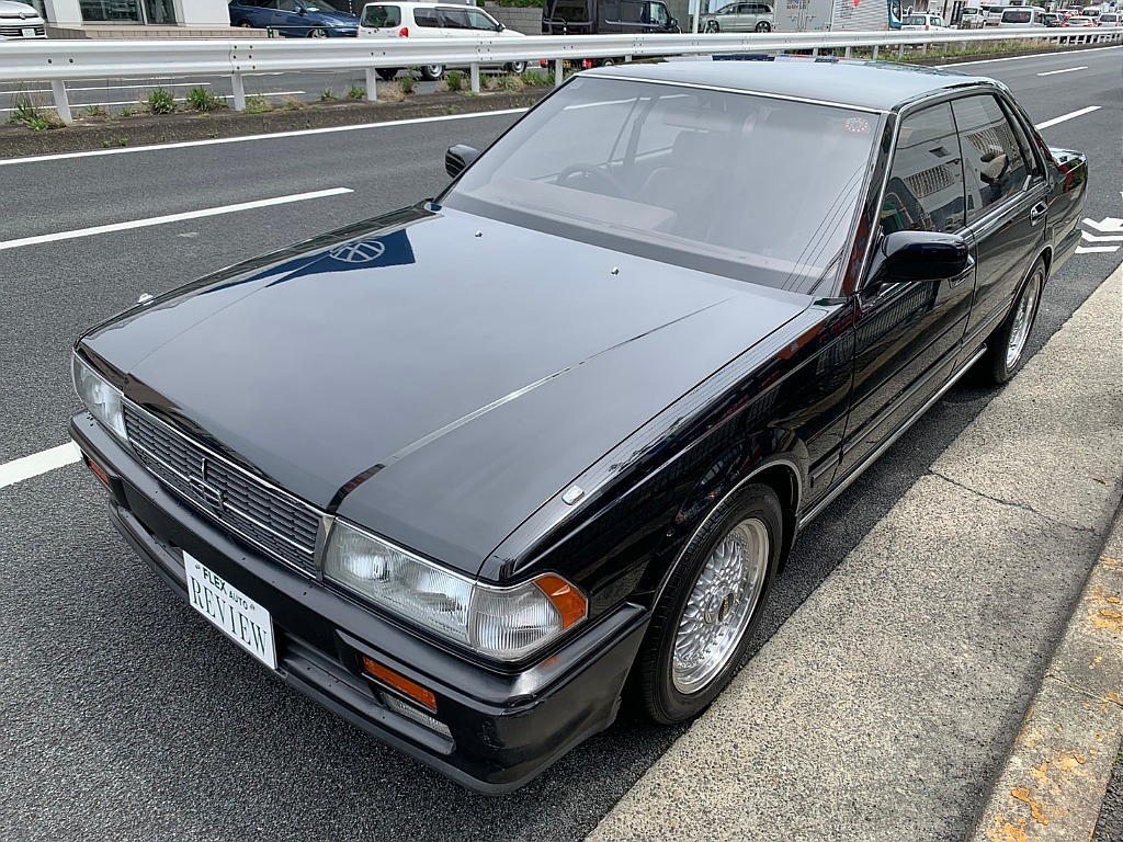 日産 グロリア４ドアHT(15枚目)