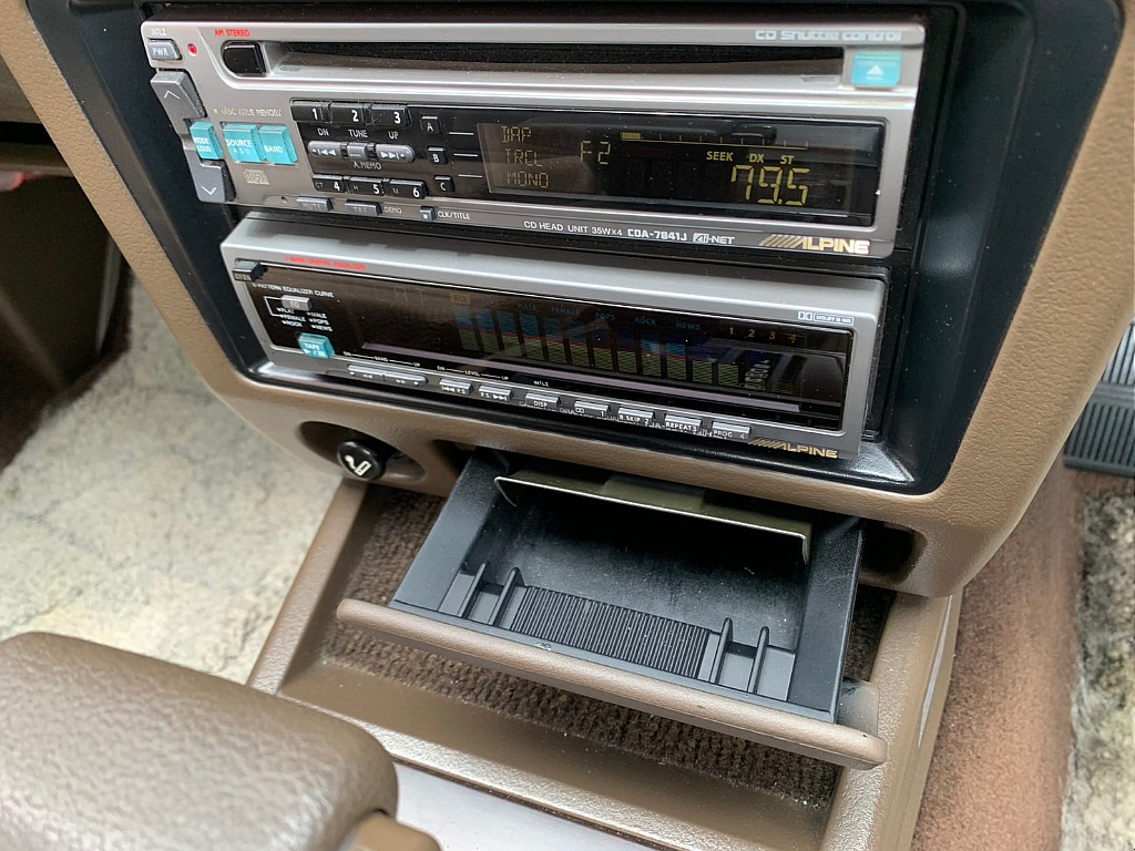 日産 グロリア４ドアHT(51枚目)