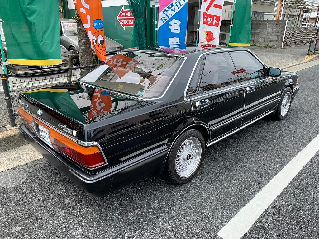 日産 グロリア４ドアHT(7枚目)