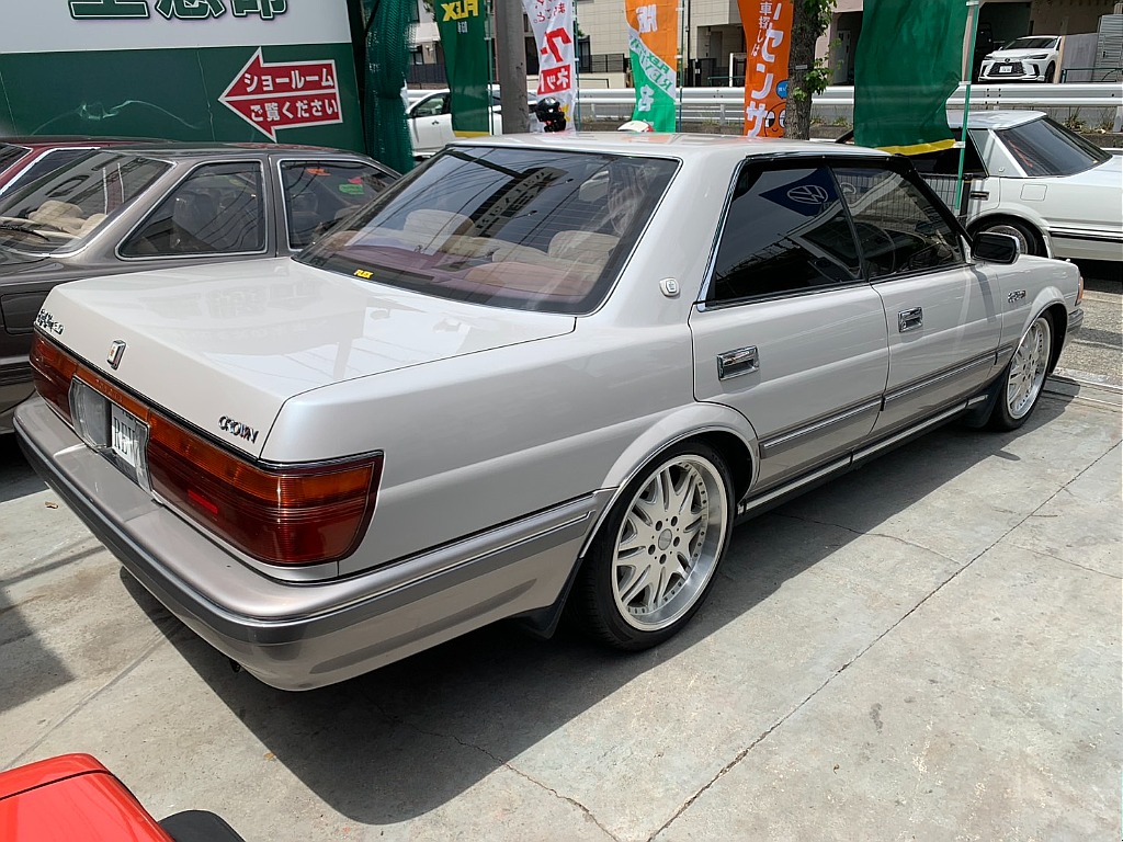トヨタ クラウン(3枚目)