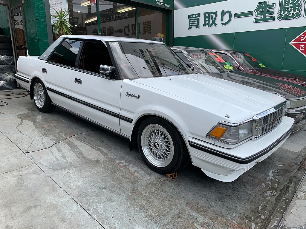 トヨタ クラウン(1枚目)