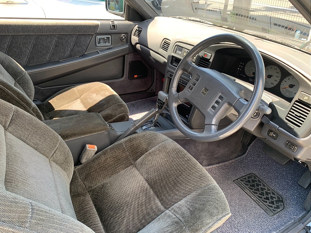 日産 レパード(32枚目)