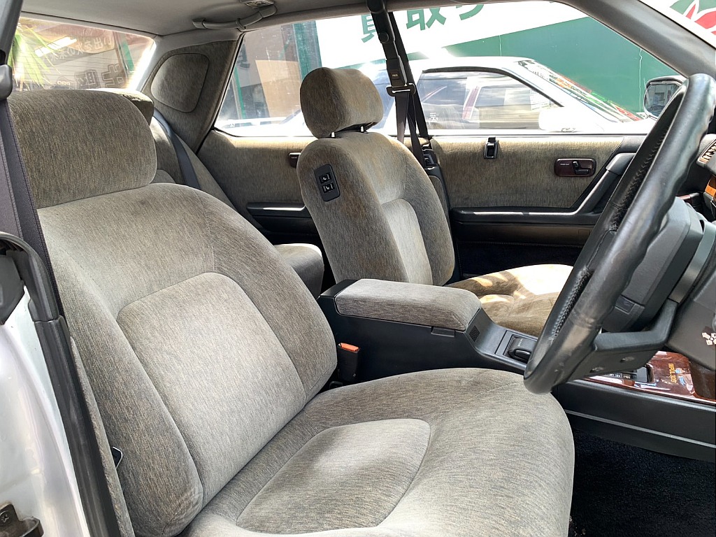 日産 シーマ(24枚目)