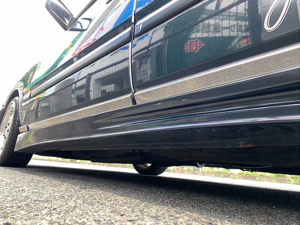 日産 グロリア４ドアHT(27枚目)