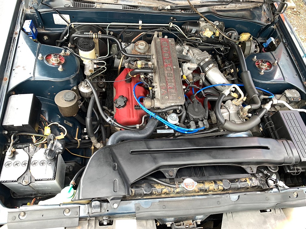 日産 グロリア４ドアHT(33枚目)