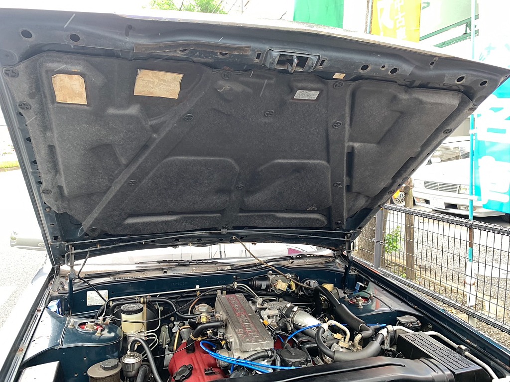 日産 グロリア４ドアHT(34枚目)