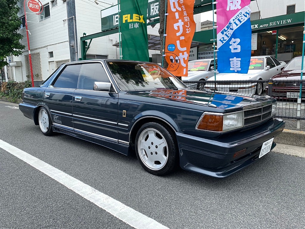 日産 グロリア４ドアHT(47枚目)
