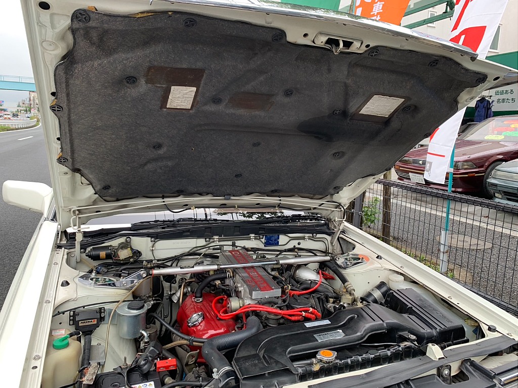 日産 ローレル4ドアHT(31枚目)