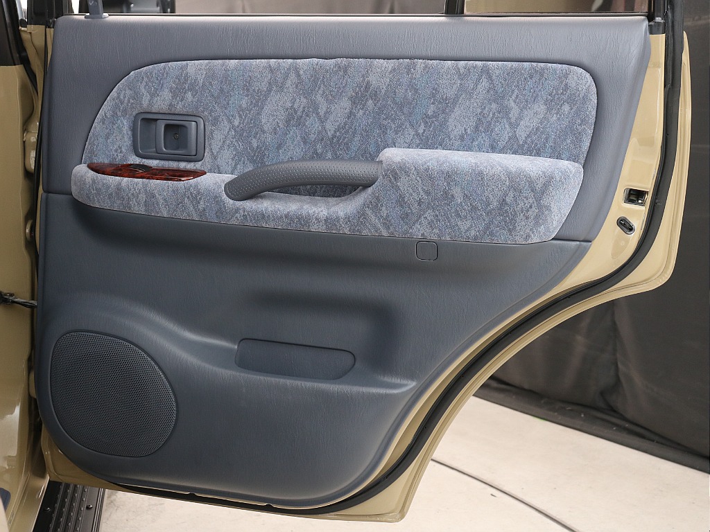 右後ろドアリム！