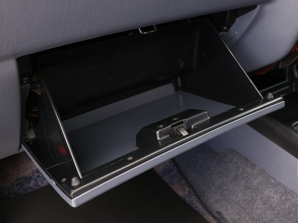 グローブボックス！