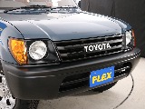 新品横文字TOYOTAグリルをインストール。