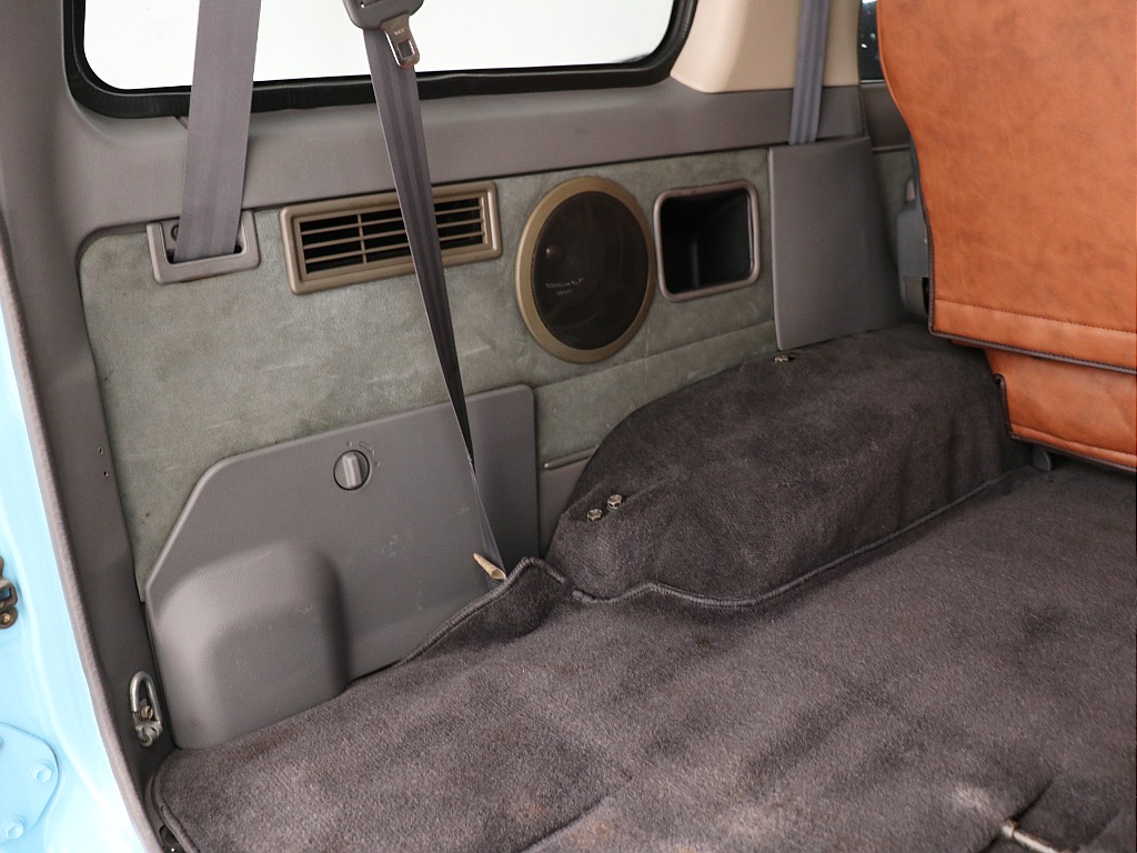 ラゲッジスペース左！