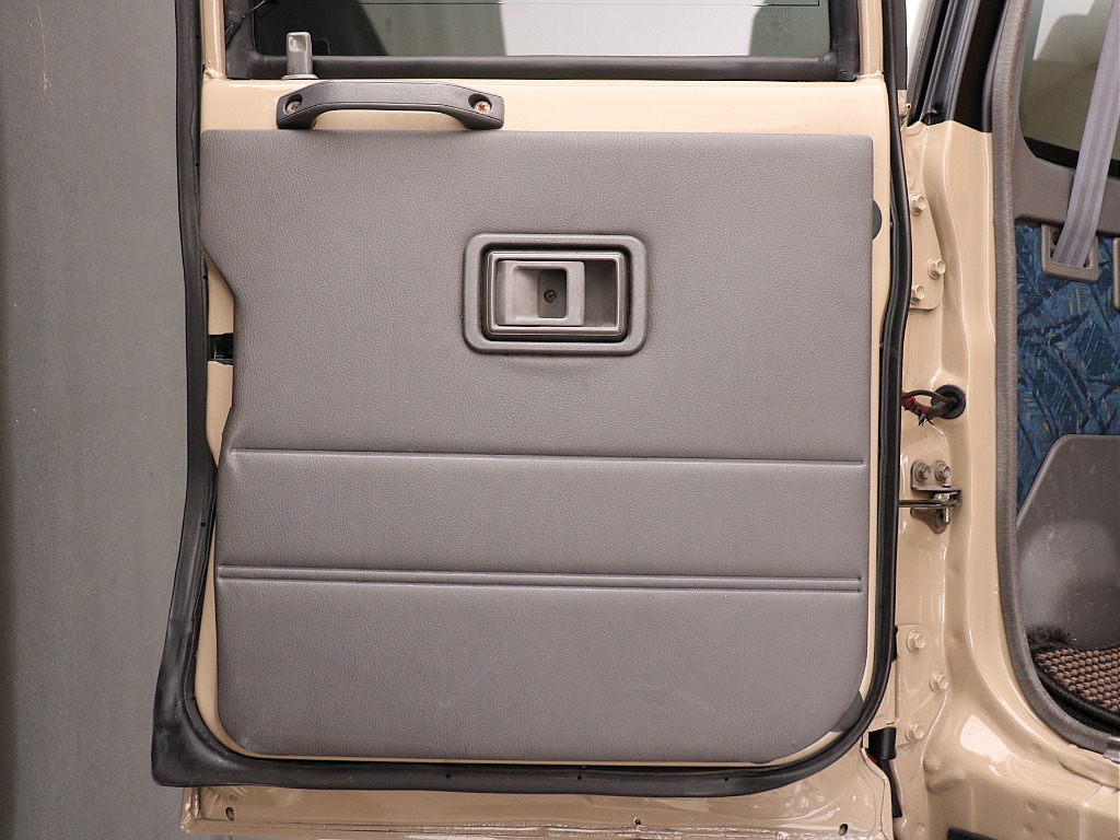 トヨタ ランドクルーザープラド(53枚目)