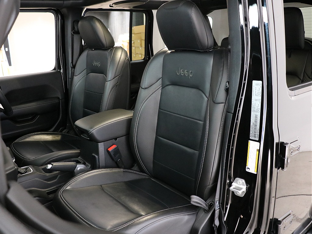 助手席シート！