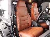 運転席にはダティーシートカバー装着！