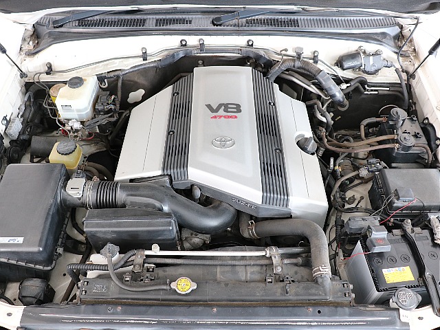 V8・4700ccの２UZエンジン！パワーと静寂性に定評があります！