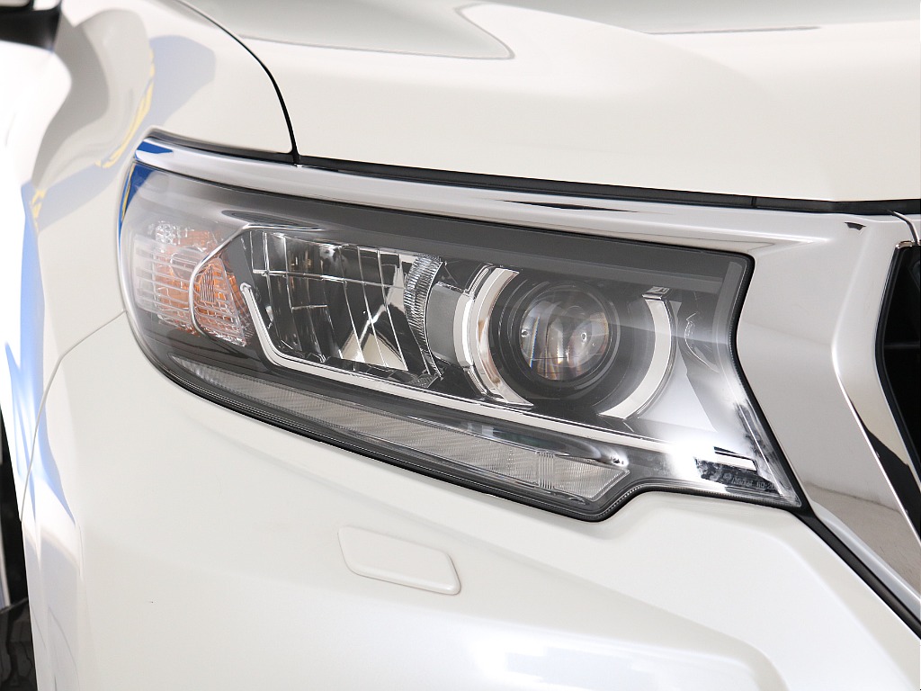 トヨタ ランドクルーザープラド(23枚目)