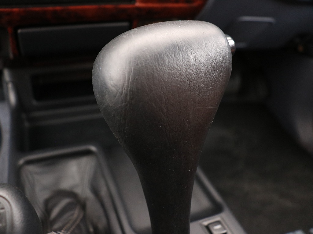 トヨタ ランドクルーザープラド(56枚目)