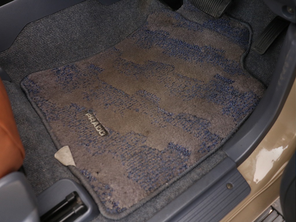 トヨタ ランドクルーザープラド(60枚目)