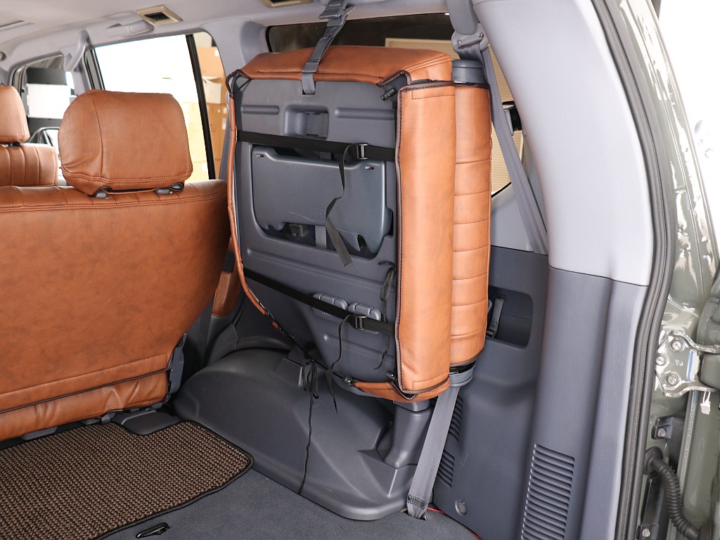 ラゲッジスペース右！