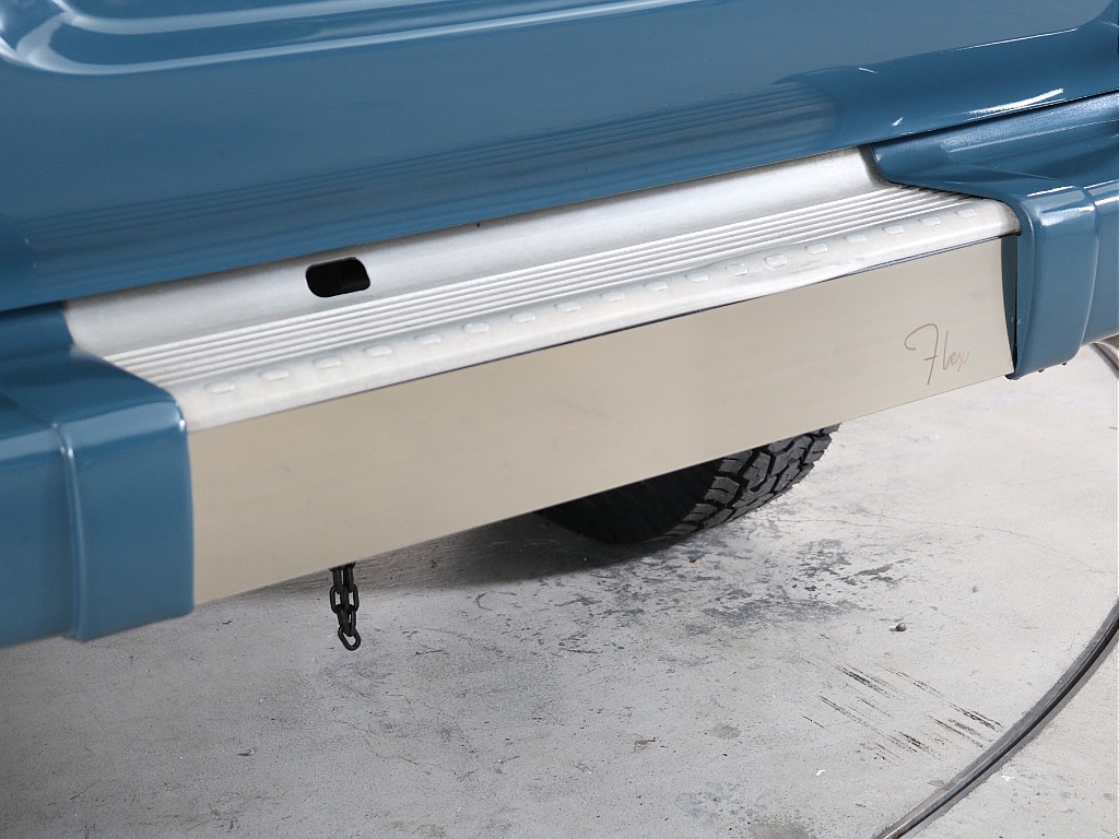 リアバンパーステップ！