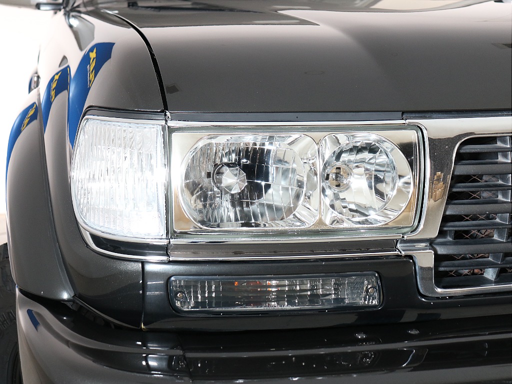 トヨタ ランドクルーザー80(23枚目)