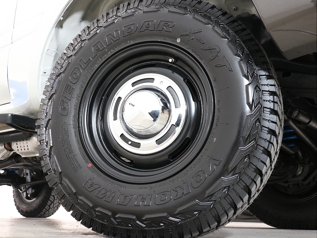 新品ジオランダーX-ATタイヤに新品DEANクロスカントリーAWの人気どころをインストール！