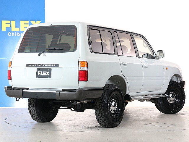 リアビューもご覧の通り！ナローボディー換装でスッキリと仕上がりました！