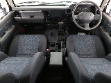 コンディション良好な車内！