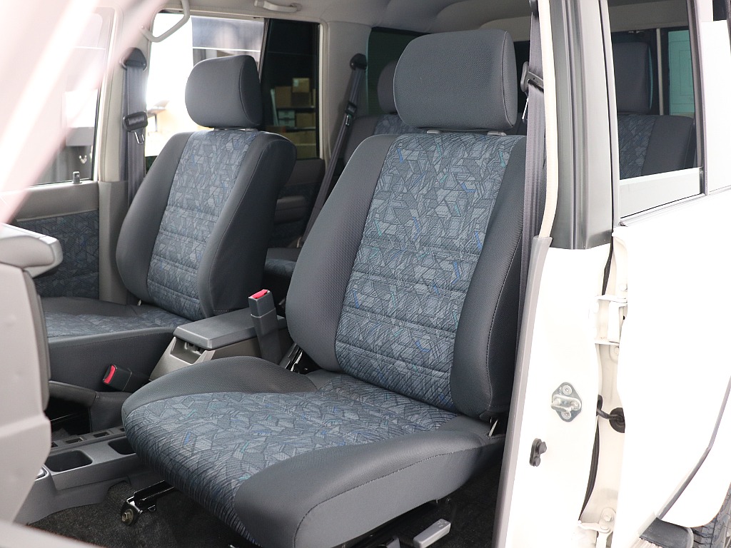 助手席シート！