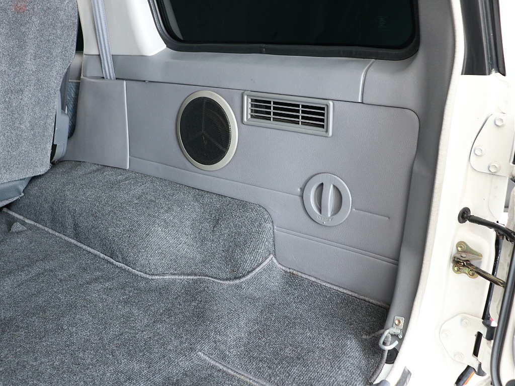 ラゲッジスペース右！