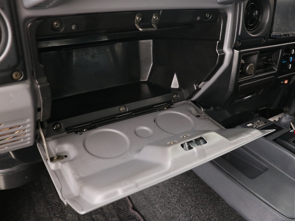 グローブボックス！