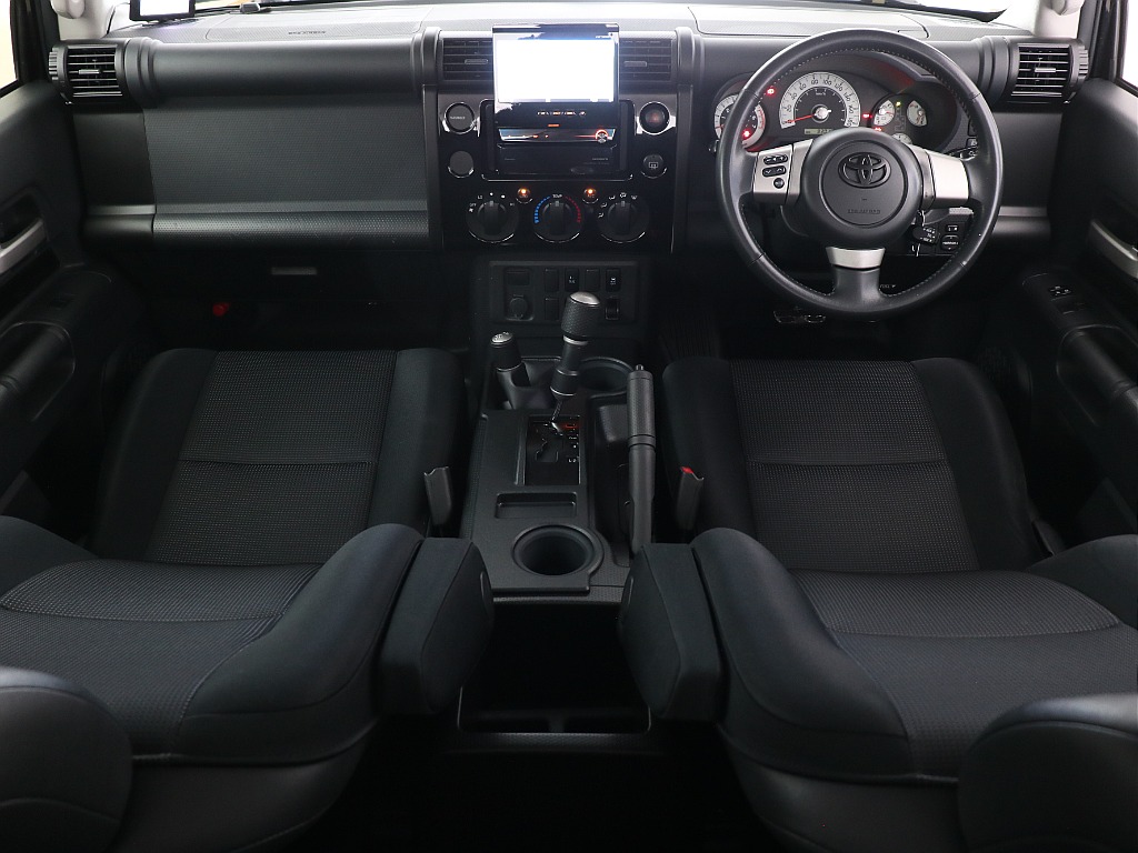 車内は傷等は見受けられず非常に綺麗に保たれている印象です！