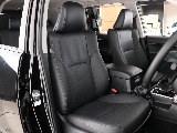 運転席はご覧のようなクオリティーです！