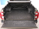 ベッドライナー付きで荷物もガシガシ出し入れしても傷の心配なし！
