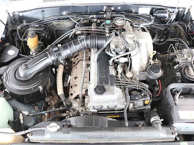 １FZエンジン4500㏄のハイパワーエンジンです！昔のお車だからこそ実現できる高パワー！！