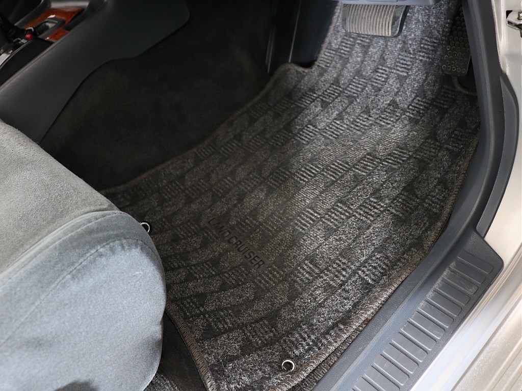 トヨタ ランドクルーザー80(57枚目)