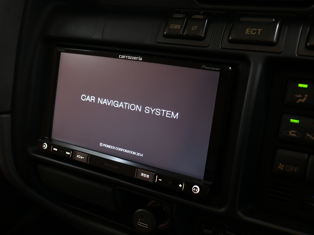 カロッツェリアナビ装備！