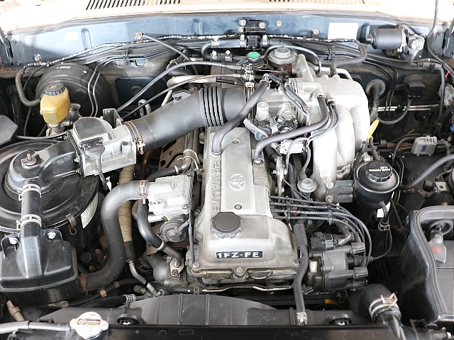 排気量4500㏄のお車です！1ナンバー登録で税金面も安心です！