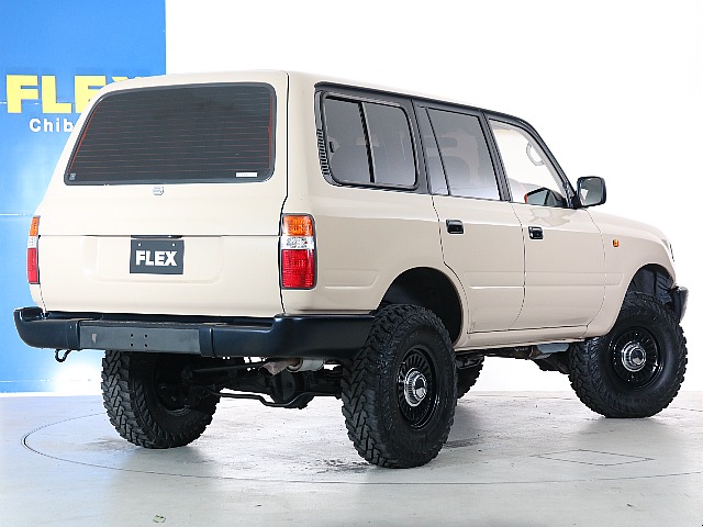 テールランプは3色でご用意！