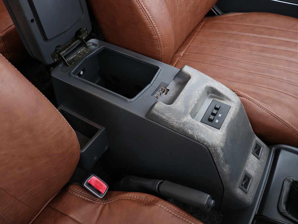 センターコンソール