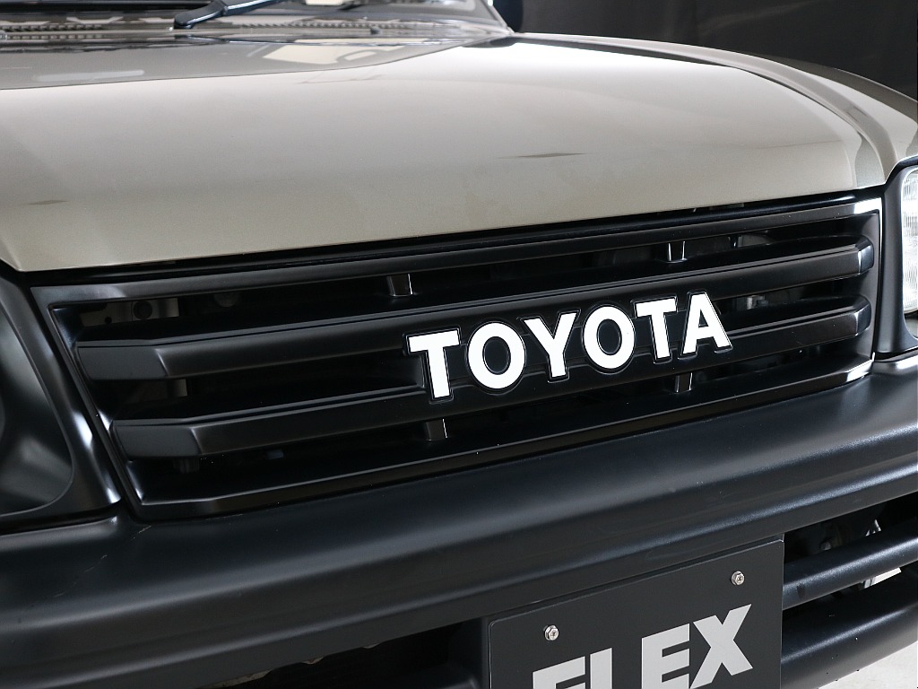 横文字TOYOTAグリル！